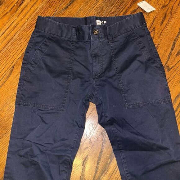 New Gap Pants - Picture 2 of 4